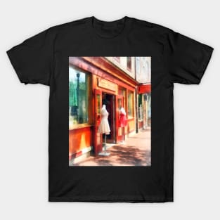 Baltimore MD - Dress Shop Fells Point T-Shirt